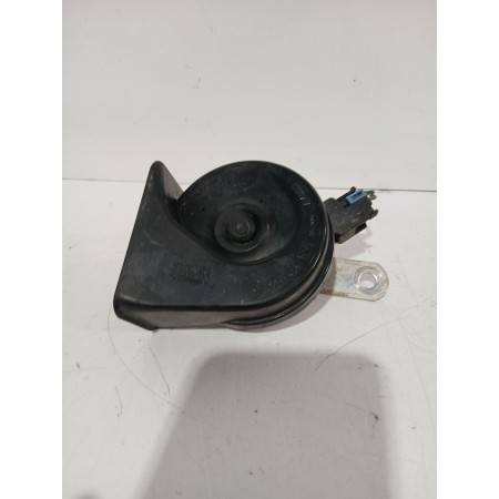 Recambio de claxon para opel corsa d (s07) 1.3 cdti (l08, l68) referencia OEM IAM 55701246  
