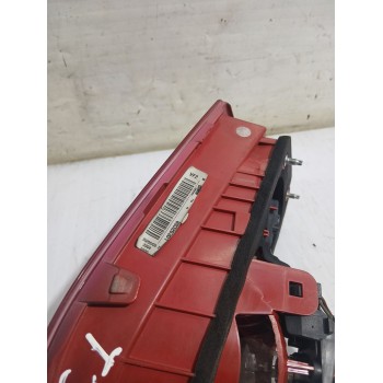 Recambio de piloto trasero derecho interior para seat leon (1p1) 1.9 tdi referencia OEM IAM 1P0945108D  