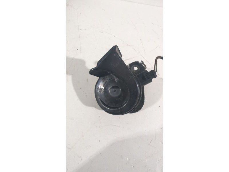 Recambio de claxon para seat leon (1p1) 1.9 tdi referencia OEM IAM 5C0951223C  