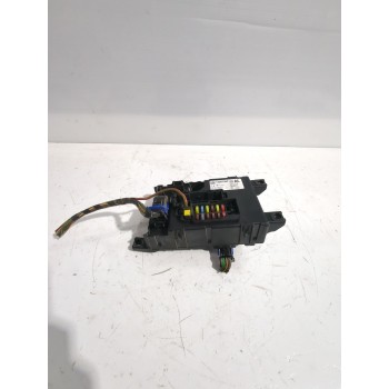 Recambio de caja reles / fusibles para opel corsa d (s07) 1.3 cdti (l08, l68) referencia OEM IAM 93189211  