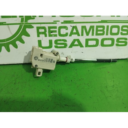 Recambio de motor tapa combustible para volkswagen passat berlina (3b3) 1.6 referencia OEM IAM 3B0810773  