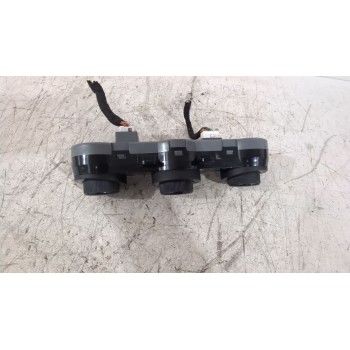 Recambio de mando climatizador para kia cee´d hatchback (ed) 1.6 crdi 90 referencia OEM IAM 972501HXXX  