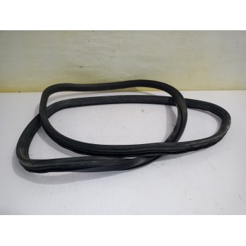 Recambio de goma contorno para audi a6 avant (4b5) 2.5 tdi quattro referencia OEM IAM 4B9833721E  