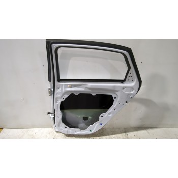 Recambio de puerta trasera derecha para kia ceed (cd) 1.0 t-gdi referencia OEM IAM 77004J7000  