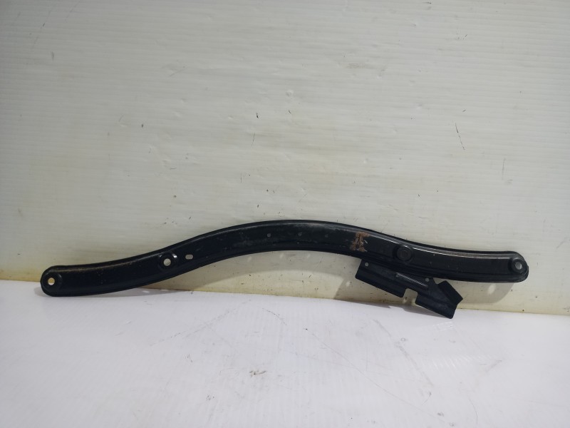 Recambio de soporte para ford focus lim. (cb4) business referencia OEM IAM 4M51A10684AB  