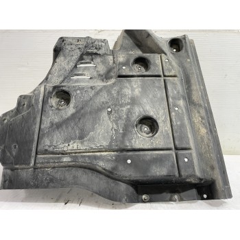 Recambio de cubrecarter para volkswagen transporter t6 t6 caravelle trendline referencia OEM IAM 7E0825205F  