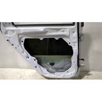 Recambio de puerta trasera izquierda para kia ceed (cd) 1.0 t-gdi referencia OEM IAM 77003J7000  