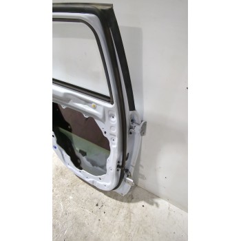 Recambio de puerta trasera izquierda para kia ceed (cd) 1.0 t-gdi referencia OEM IAM 77003J7000  