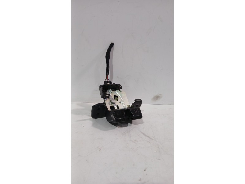 Recambio de cerradura maletero / porton para kia ceed (cd) 1.0 t-gdi referencia OEM IAM 81230J7000  