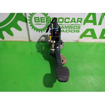 PEDAL EMBRAGUE 465030038R 