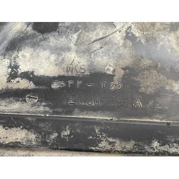 Recambio de cubrecarter para volkswagen transporter t6 t6 caravelle trendline referencia OEM IAM 7E0805685A  