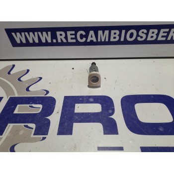 Recambio de bombin puerta delantera izquierda para skoda spaceback (5h) 1.6 tdi referencia OEM IAM 5JA837167  