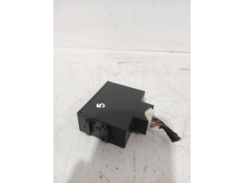 Recambio de modulo electronico para toyota avensis sedán (_t25_) 2.0 d-4d (adt250_) referencia OEM IAM 8978005040  