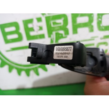 Recambio de maneta exterior delantera izquierda para peugeot 508 active referencia OEM IAM 9686895877  