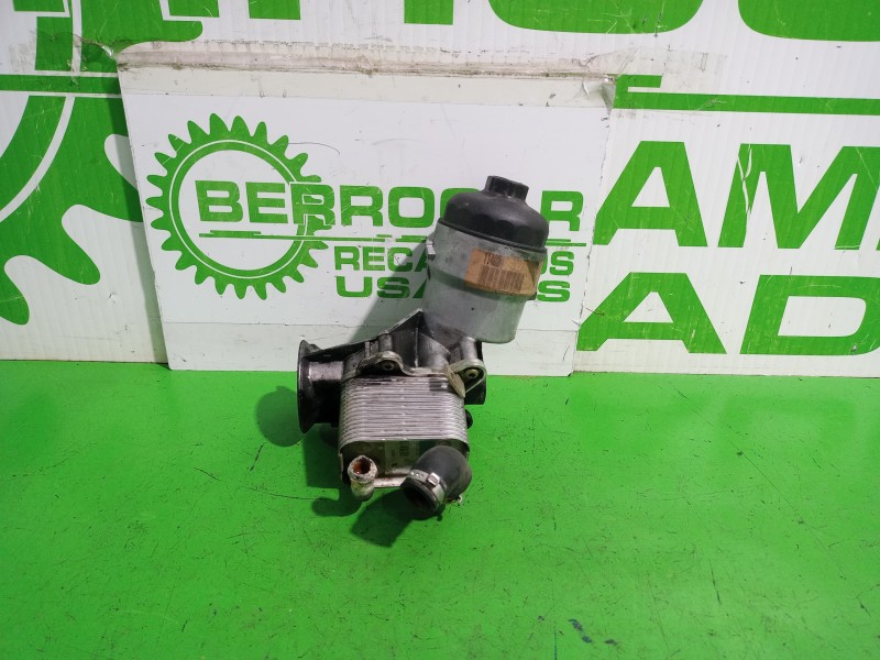 Recambio de enfriador aceite motor para opel astra h berlina elegance referencia OEM IAM 8972270080  