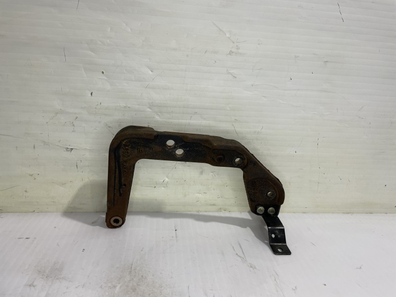 Recambio de soporte motor para nissan micra (k12e) acenta referencia OEM IAM 11237AX600  