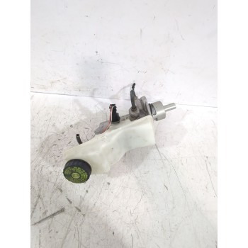 Recambio de bomba freno para toyota avensis sedán (_t25_) 2.0 d-4d (adt250_) referencia OEM IAM 8446014090  