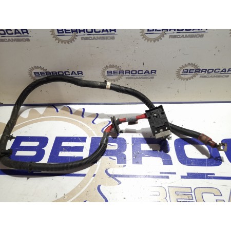 Recambio de borna postiva para land rover range rover sport 3.6 td v8 referencia OEM IAM YTA500700  