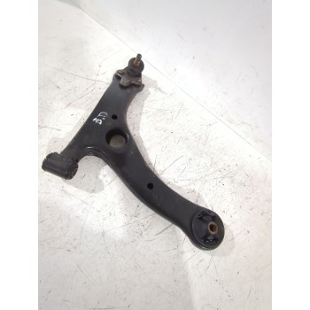Recambio de brazo suspension inferior delantero derecho para toyota avensis sedán (_t25_) 2.0 d-4d (adt250_) referencia OEM IAM 