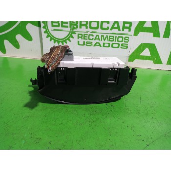 Recambio de pantalla multifuncion para renault laguna grandtour iii renault laguna iii grandtour referencia OEM IAM 280340616R  