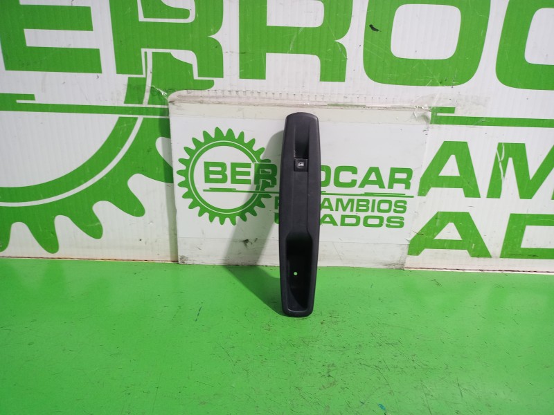 Recambio de mando elevalunas delantero derecho para renault scenic iii xmod bose referencia OEM IAM PA66GF20  