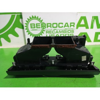 Recambio de rejilla aireadora para renault laguna grandtour iii renault laguna iii grandtour referencia OEM IAM A71002752  