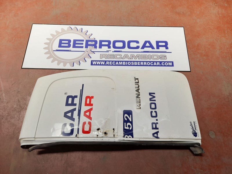 Recambio de porton trasero derecho para renault kangoo referencia OEM IAM DAÑADA!!!!  