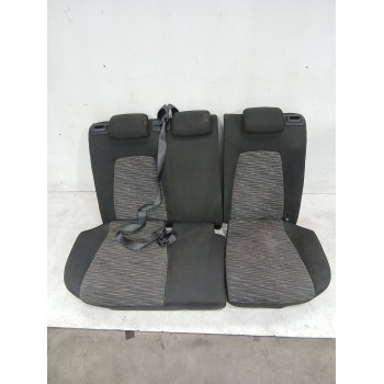 ASIENTOS TRASEROS U5YFF24427L009988 