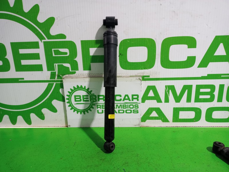 Recambio de amortiguador trasero izquierdo para renault laguna grandtour iii renault laguna iii grandtour referencia OEM IAM 562