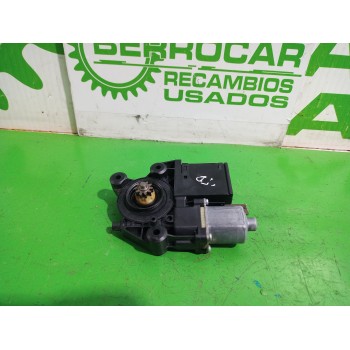 Recambio de motor elevalunas trasero derecho para renault scenic iii xmod bose referencia OEM IAM 827303178R  