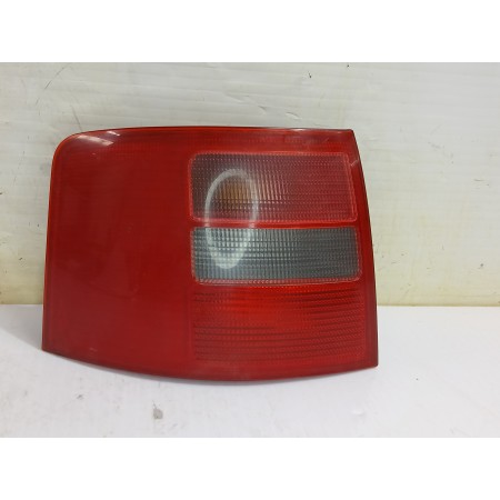 Recambio de piloto trasero izquierdo para audi a6 avant (4b5) 2.5 tdi quattro referencia OEM IAM 4B9945095D  