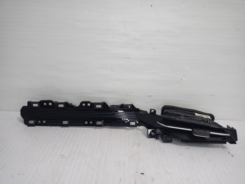 Recambio de rejilla aireadora para kia niro (sg2) hybrid concept referencia OEM IAM 84760AT000 / 84760AT000SA1  