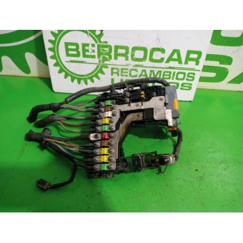 Recambio de caja reles / fusibles para peugeot 508 active referencia OEM IAM 9665877980  