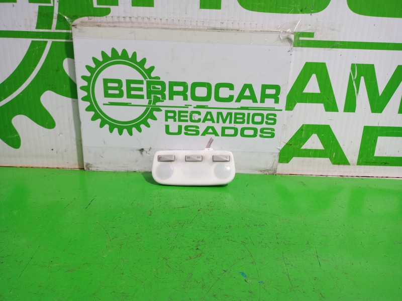 Recambio de luz interior para renault scenic iii xmod bose referencia OEM IAM 264300007R  