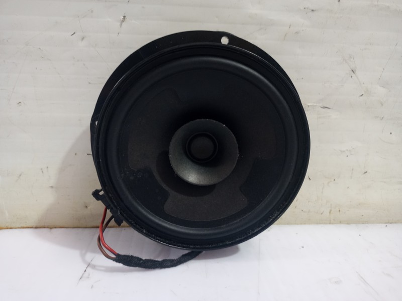 Recambio de altavoz puerta trasera izquierda para volkswagen transporter t6 t6 caravelle trendline referencia OEM IAM 7E0035710 