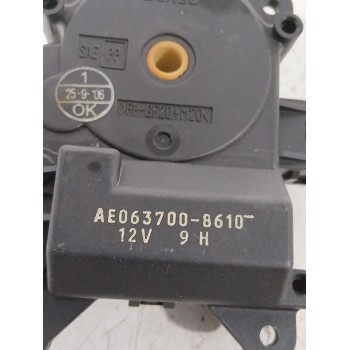 Recambio de motor apertura trampilla para toyota avensis sedán (_t25_) 2.0 d-4d (adt250_) referencia OEM IAM AE0637008610  