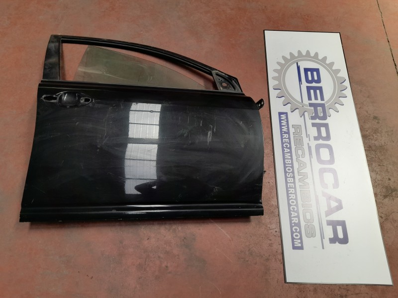 Recambio de puerta delantera derecha para toyota avensis berlina (t25) 1.8 16v cat referencia OEM IAM 6700105050  