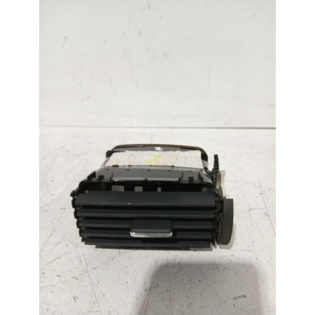 Recambio de rejilla aireadora para toyota avensis sedán (_t25_) 2.0 d-4d (adt250_) referencia OEM IAM 5506305040  