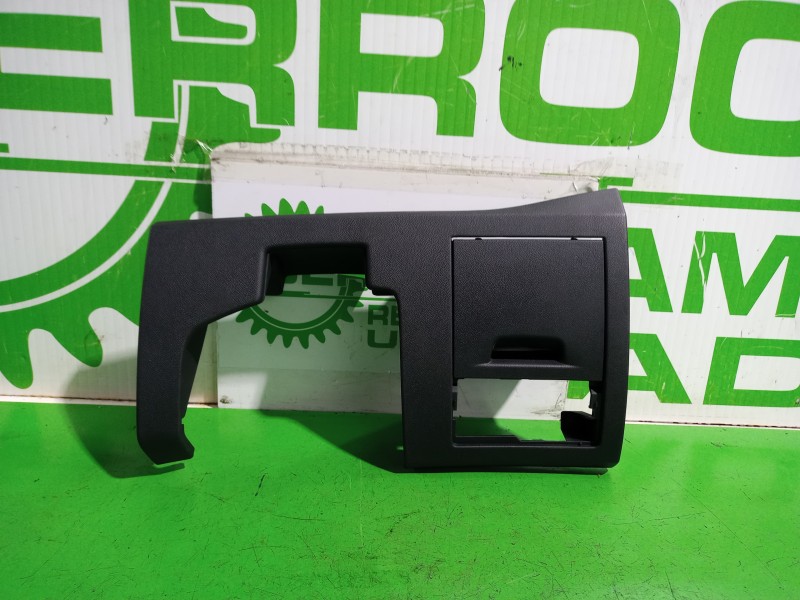 Recambio de moldura para renault laguna grandtour iii renault laguna iii grandtour referencia OEM IAM 689210002R  