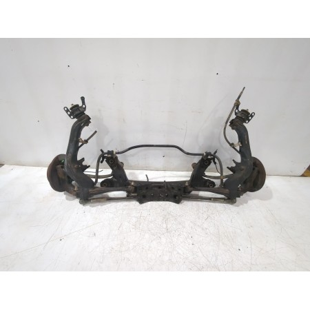 Recambio de puente trasero para toyota avensis sedán (_t25_) 2.0 d-4d (adt250_) referencia OEM IAM 5120605061  