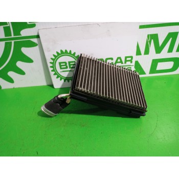 Recambio de evaporador aire acondicionado para volkswagen passat berlina (3b3) 1.6 referencia OEM IAM 8D1820103D  