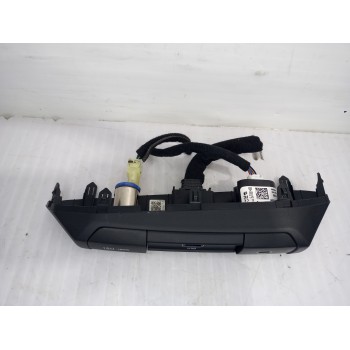 Recambio de conector usb para kia niro (sg2) hybrid concept referencia OEM IAM 84745AT100WK  