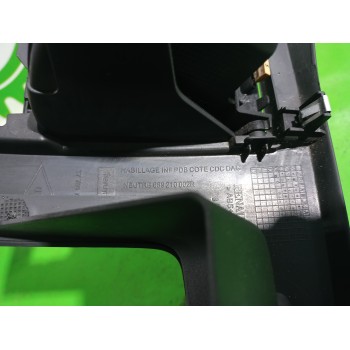 Recambio de moldura para renault laguna grandtour iii renault laguna iii grandtour referencia OEM IAM 689210002R  