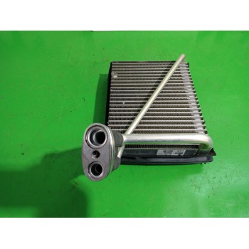 Recambio de evaporador aire acondicionado para volkswagen passat berlina (3b3) 1.6 referencia OEM IAM 8D1820103D  