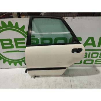 Recambio de puerta trasera izquierda para volvo s40 berlina 1.6 cat referencia OEM IAM 30882901  