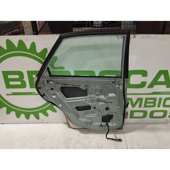 Recambio de puerta trasera izquierda para volvo s40 berlina 1.6 cat referencia OEM IAM 30882901  