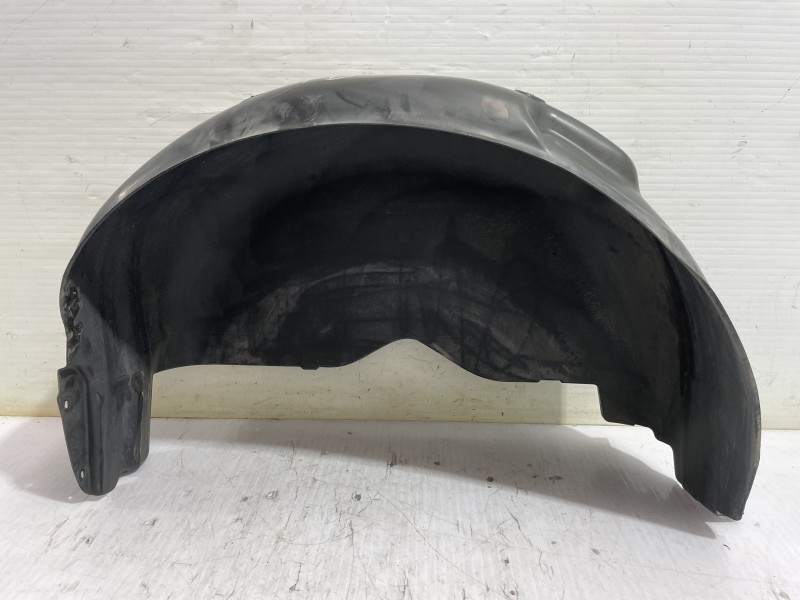 Recambio de paso rueda trasero derecho para volkswagen transporter t6 t6 caravelle trendline referencia OEM IAM 7E0810972A  