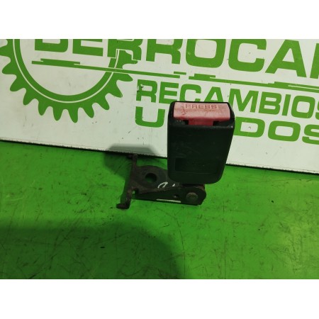 Recambio de enganche cinturon para renault megane ii familiar 1.9 dci diesel referencia OEM IAM 116465C  
