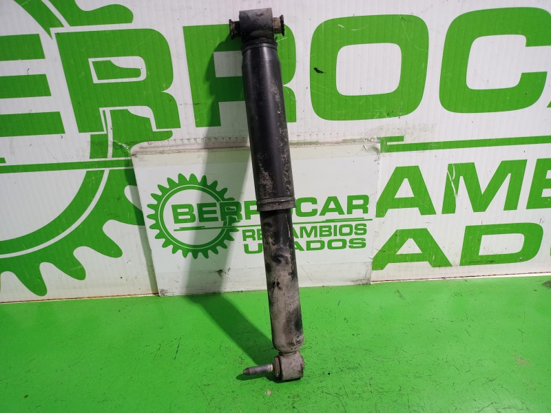 Recambio de amortiguador trasero derecho para renault scenic iii xmod bose referencia OEM IAM 562100028R  