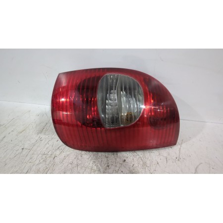 Recambio de piloto trasero derecho para citroën xsara picasso (n68) 1.6 hdi referencia OEM IAM 6351N0  